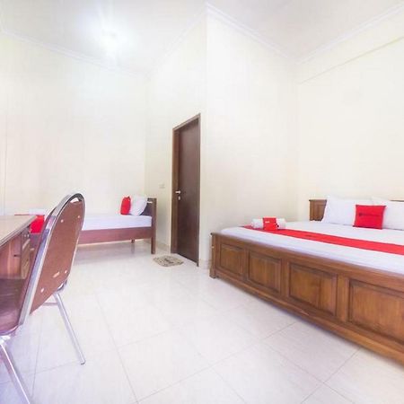 Reddoorz Near Nusa Cendana University Kupang  Eksteriør bilde