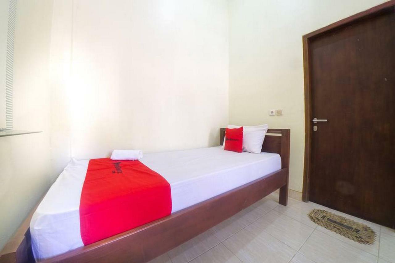 Reddoorz Near Nusa Cendana University Kupang  Eksteriør bilde