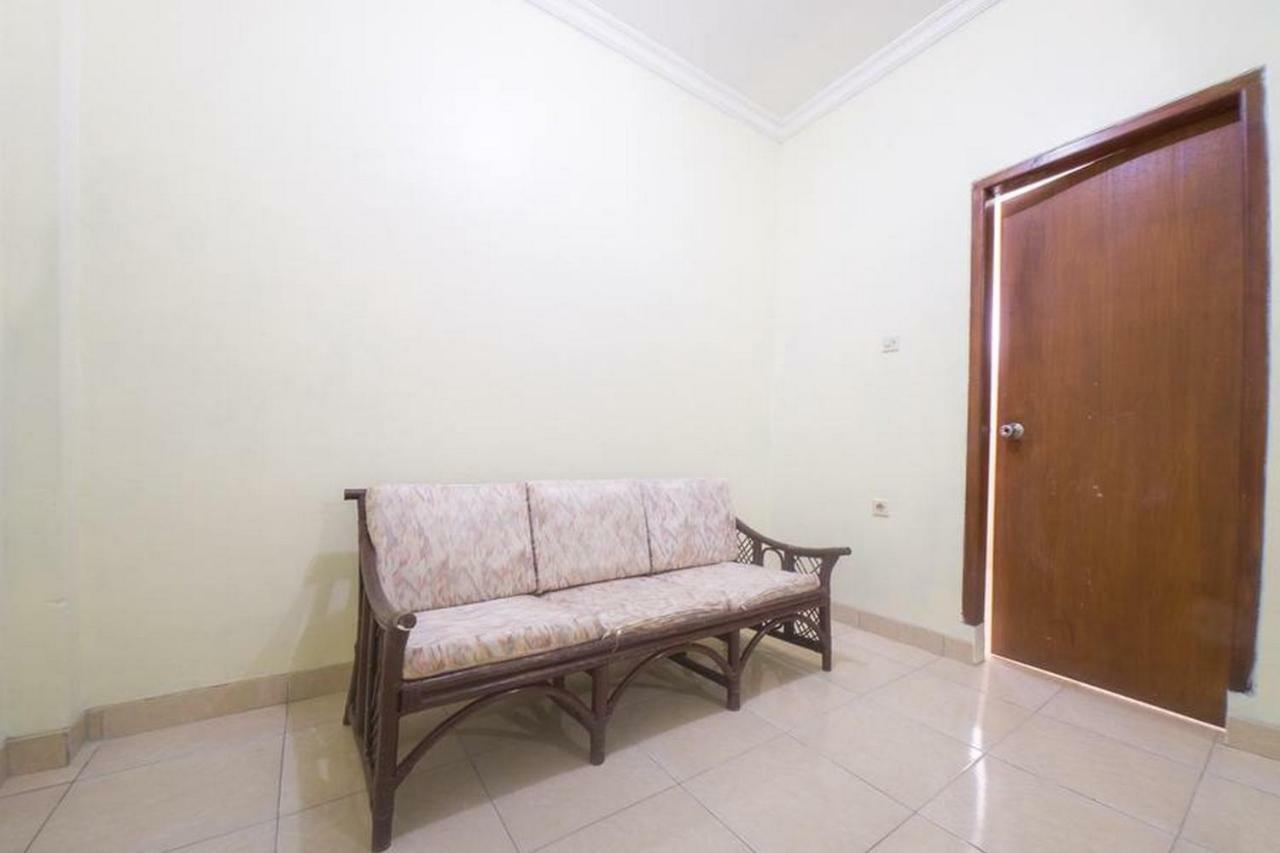 Reddoorz Near Nusa Cendana University Kupang  Eksteriør bilde