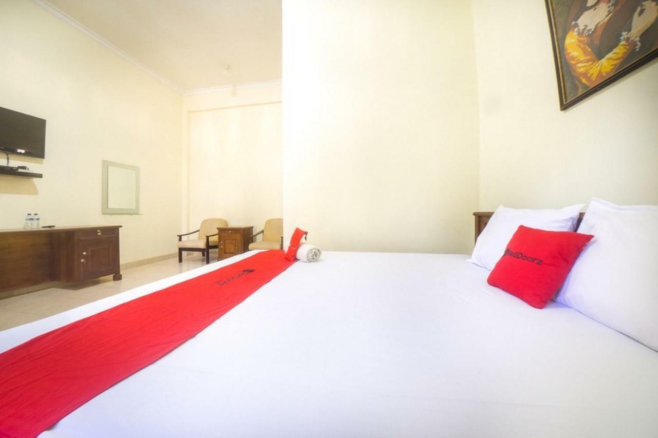 Reddoorz Near Nusa Cendana University Kupang  Eksteriør bilde
